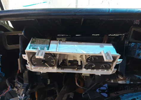 1993 Dodge Dakota from USA, damaged, VIN 1B7GL23Y0PS166276